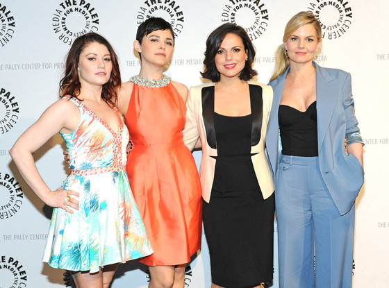 Emilie de Ravin, Ginnifer Goodwin, Lana Parrilla, Jennifer Morrison Emilie de Ravin, Ginnifer Goodwin, Lana Parrilla, Jennifer Morrison